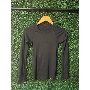 Lululemon Black Swiftly Tech Long Sleeve Size 0